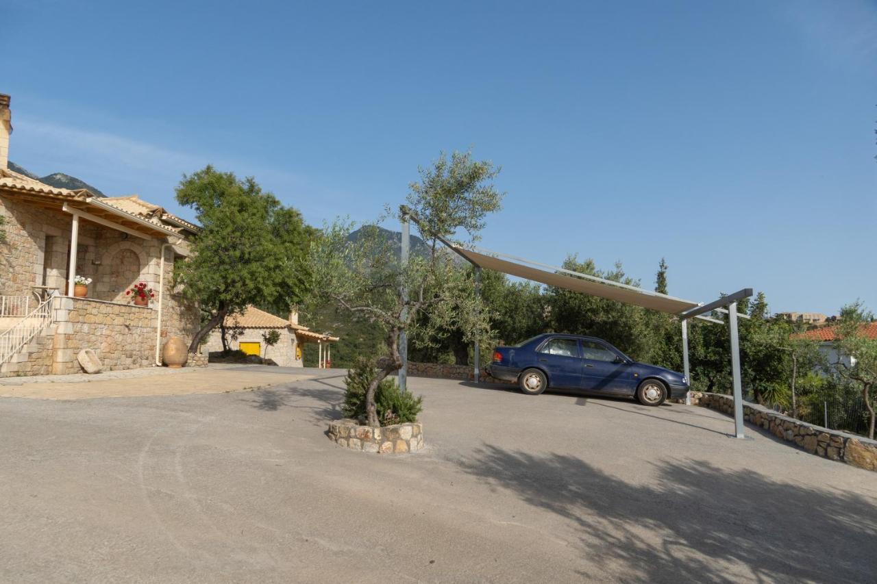 Appartement Trisilio à Kardamyli Extérieur photo
