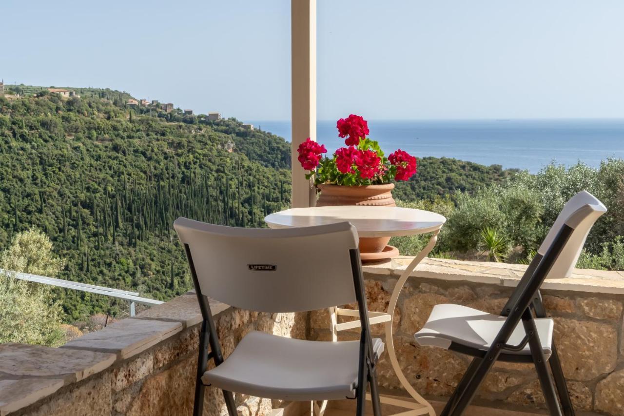 Appartement Trisilio à Kardamyli Extérieur photo