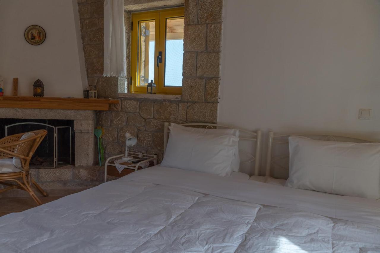 Appartement Trisilio à Kardamyli Extérieur photo